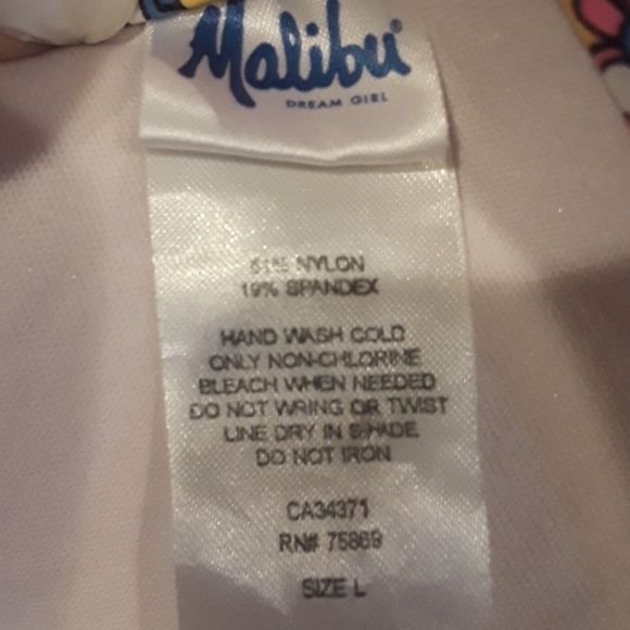 Malibu Floral Bikini Top - Picture 6 of 7